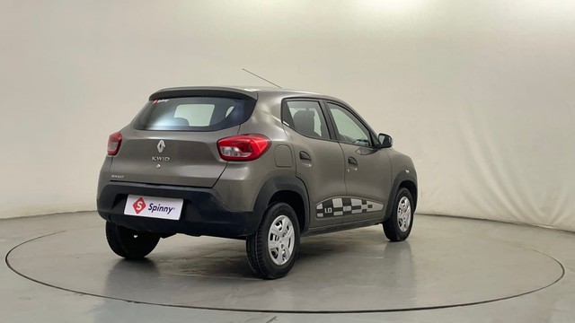 Second-hand 2017 Renault KWID 1.0 RXT AMT for sale in Bangalore-3