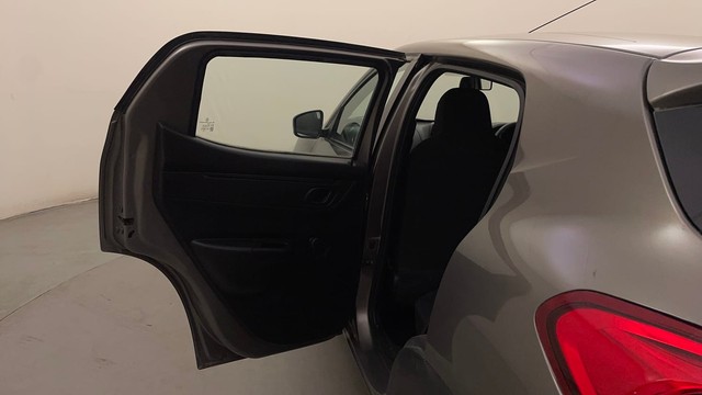 Second-hand 2017 Renault KWID 1.0 RXT AMT for sale in Bangalore-25