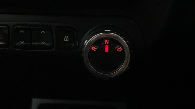 Second-hand 2017 Renault KWID 1.0 RXT AMT for sale in Bangalore-12