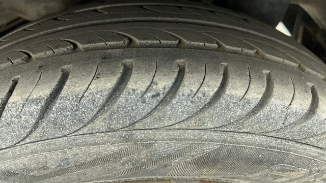 Second-hand 2017 Hyundai EON Magna for sale in Ahmedabad-23