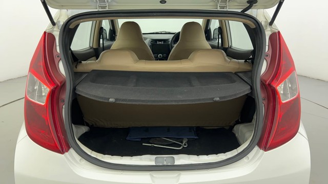 Second-hand 2017 Hyundai EON Magna for sale in Ahmedabad-9