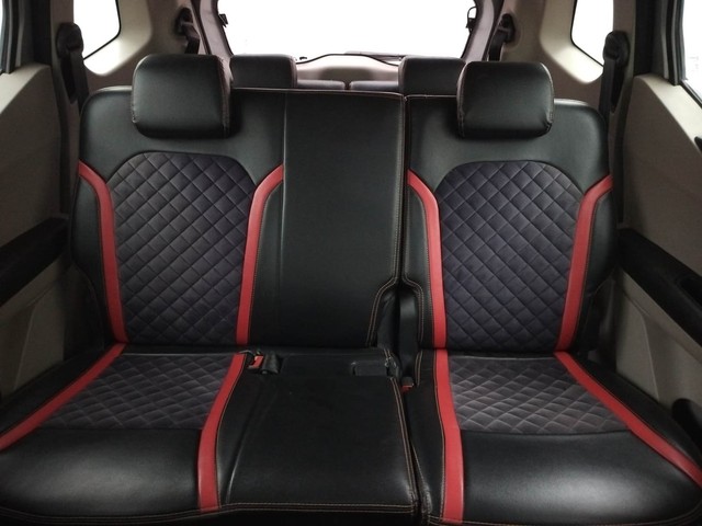 Second-hand 2021 Renault Triber RXZ EASY-R AMT for sale in Coimbatore-32