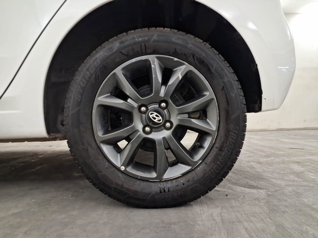 Second-hand 2019 Hyundai i20 Sportz Plus CVT for sale in Coimbatore-19