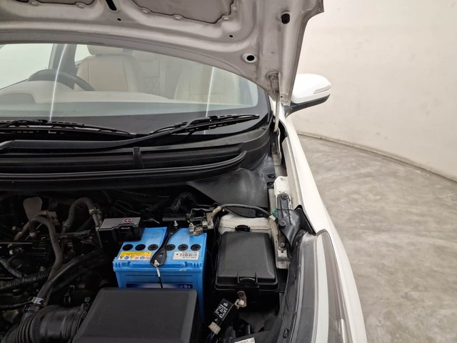 Second-hand 2019 Hyundai i20 Sportz Plus CVT for sale in Coimbatore-31