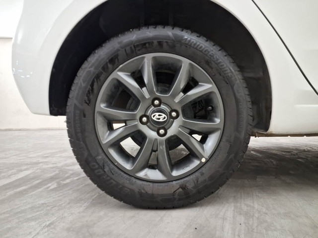Second-hand 2019 Hyundai i20 Sportz Plus CVT for sale in Coimbatore-18
