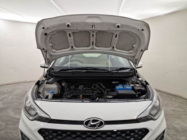 Second-hand 2019 Hyundai i20 Sportz Plus CVT for sale in Coimbatore-8