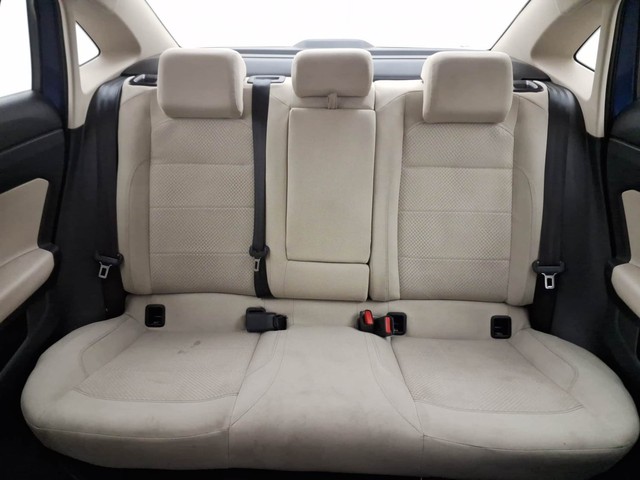 Second-hand 2022 Volkswagen Virtus Highline AT for sale in Coimbatore-33