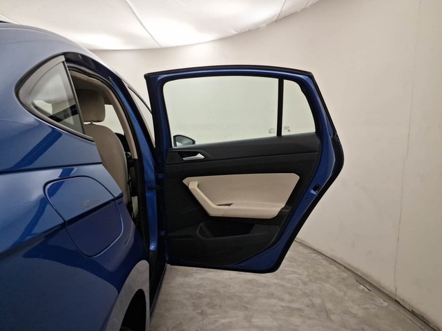 Second-hand 2022 Volkswagen Virtus Highline AT for sale in Coimbatore-27