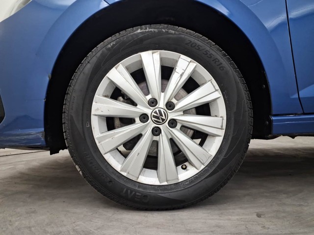 Second-hand 2022 Volkswagen Virtus Highline AT for sale in Coimbatore-20