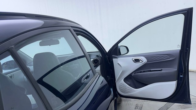 Second-hand 2020 Hyundai Grand i10 1.2 Kappa Sportz BSIV for sale in Hyderabad-16