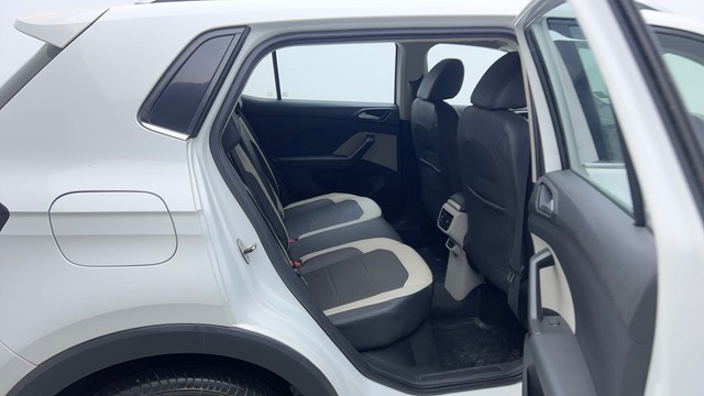 Second-hand 2022 Volkswagen Taigun 1.0 Topline for sale in Ghaziabad-36