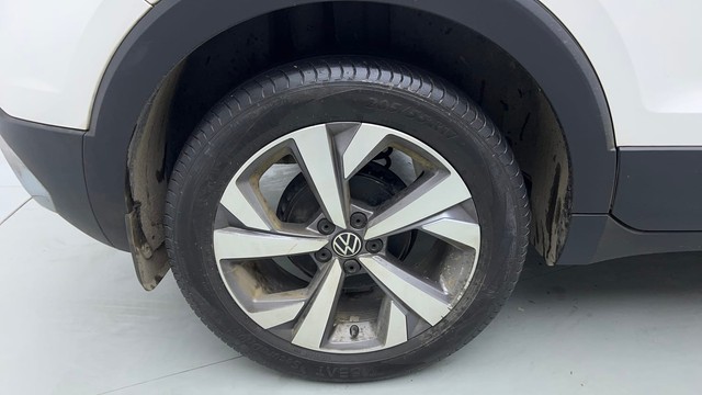 Second-hand 2022 Volkswagen Taigun 1.0 Topline for sale in Ghaziabad-18