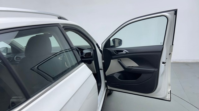 Second-hand 2022 Volkswagen Taigun 1.0 Topline for sale in Ghaziabad-16