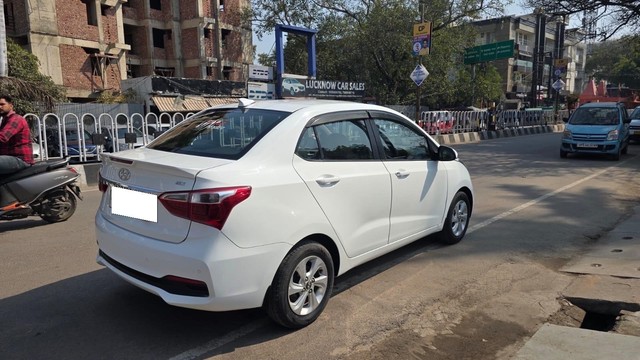 Second-hand 2019 Hyundai Xcent 1.2 CRDi SX for sale in Lucknow-5