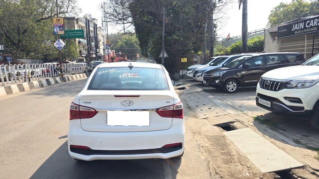 Second-hand 2019 Hyundai Xcent 1.2 CRDi SX for sale in Lucknow-2