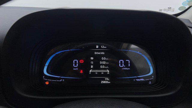 Second-hand 2022 Hyundai Venue SX Diesel for sale in Ghaziabad-13