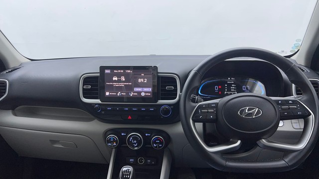 Second-hand 2022 Hyundai Venue SX Diesel for sale in Ghaziabad-11