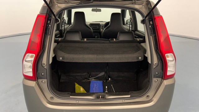 Second-hand 2023 Maruti Wagon R VXI for sale in Kanpur-9