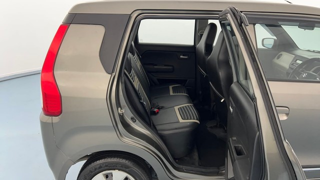 Second-hand 2023 Maruti Wagon R VXI for sale in Kanpur-32