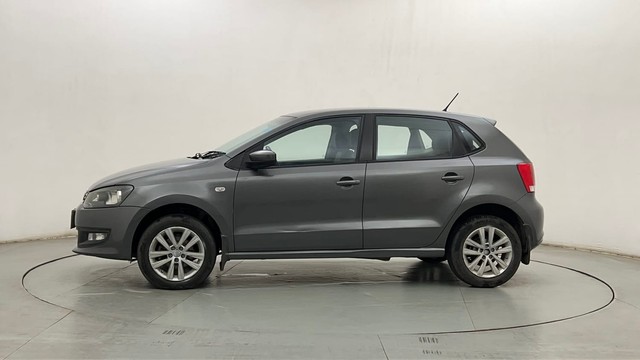 Second-hand 2013 Volkswagen Polo Petrol Highline 1.2L for sale in Mumbai-6