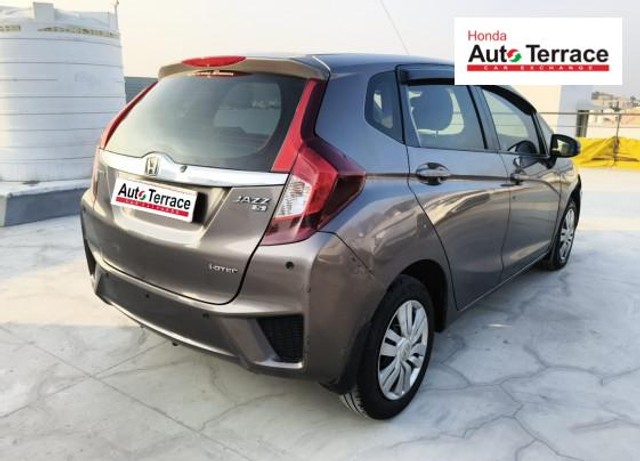 Second-hand 2015 Honda Jazz 1.5 S i DTEC for sale in Chennai-3