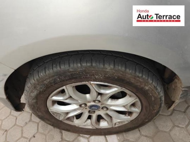 Second-hand 2016 Ford Ecosport 1.5 TDCi Titanium BSIV for sale in Meerut-6