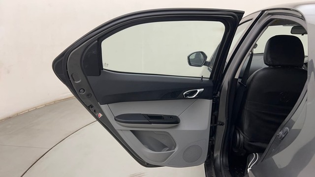 Second-hand 2020 Tata Tiago 1.2 Revotron XZ for sale in Mumbai-30