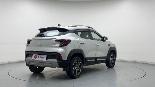 Second-hand 2022 Renault Kiger RXT for sale in New Delhi-3