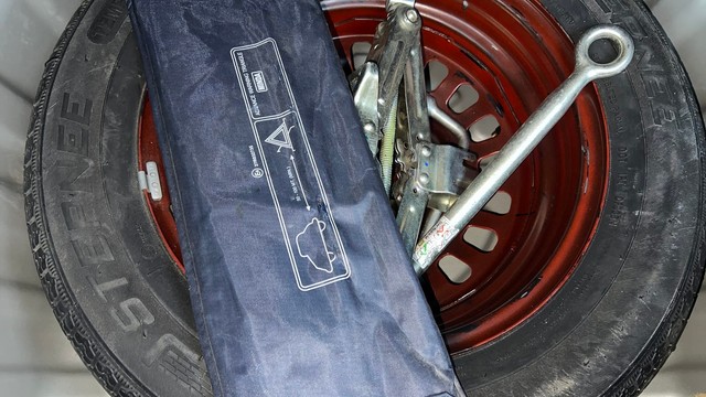 Second-hand 2022 Renault Kiger RXT for sale in New Delhi-21