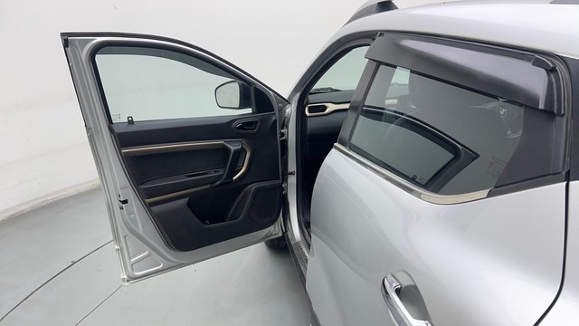 Second-hand 2022 Renault Kiger RXT for sale in New Delhi-31