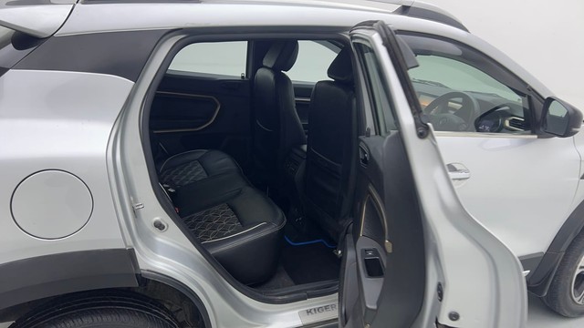 Second-hand 2022 Renault Kiger RXT for sale in New Delhi-34