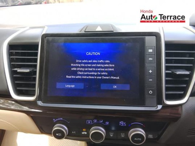 Second-hand 2020 Honda City i-VTEC ZX for sale in Chennai-15