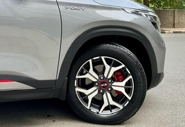 Second-hand 2019 Kia Seltos GTX Plus DCT for sale in New Delhi-9