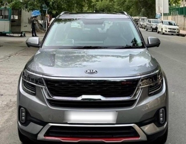 Second-hand 2019 Kia Seltos GTX Plus DCT for sale in New Delhi-8