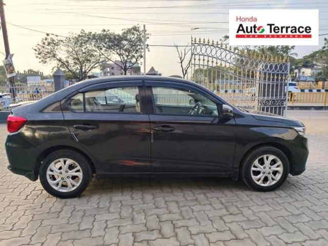 Second-hand 2019 Honda Amaze V Petrol for sale in Chennai-2