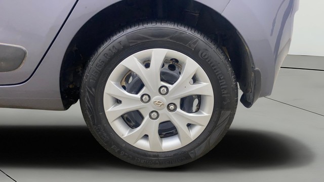 Second-hand 2016 Hyundai Grand i10 Sportz for sale in Gulbarga-26