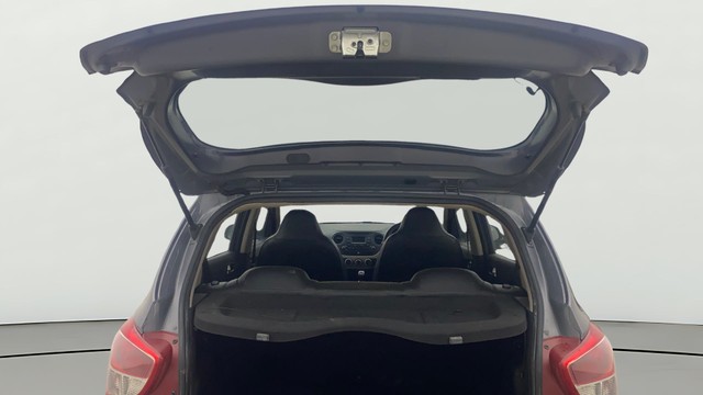 Second-hand 2016 Hyundai Grand i10 Sportz for sale in Gulbarga-20