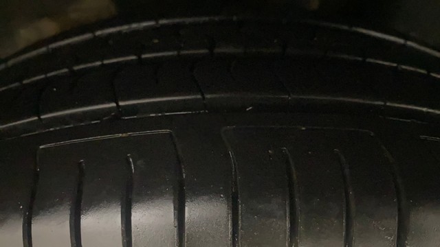 Second-hand 2016 Hyundai Grand i10 Sportz for sale in Gulbarga-31