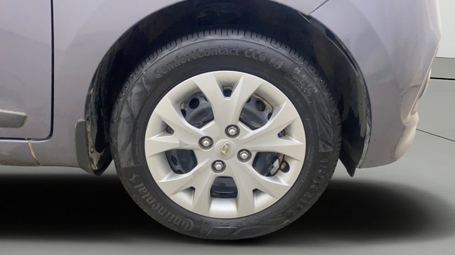 Second-hand 2016 Hyundai Grand i10 Sportz for sale in Gulbarga-23