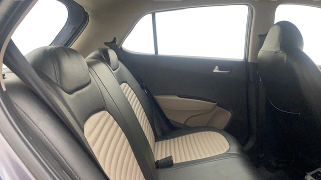 Second-hand 2016 Hyundai Grand i10 Sportz for sale in Gulbarga-16