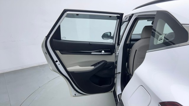 Second-hand 2022 Kia Seltos HTX for sale in New Delhi-24