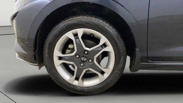 Second-hand 2024 Hyundai i20 Sportz IVT for sale in Gurgaon-29