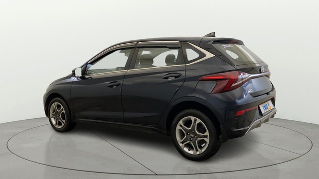 Second-hand 2024 Hyundai i20 Sportz IVT for sale in Gurgaon-15