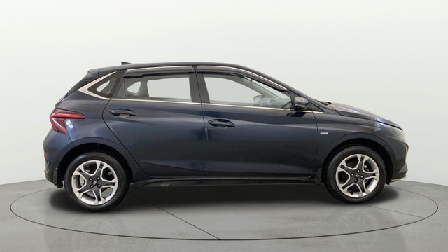 Second-hand 2024 Hyundai i20 Sportz IVT for sale in Gurgaon-12