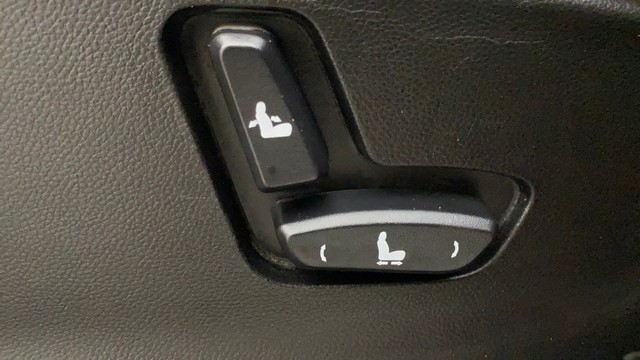 Second-hand 2020 MG Hector Hybrid Sharp MT BSIV for sale in Bangalore-18