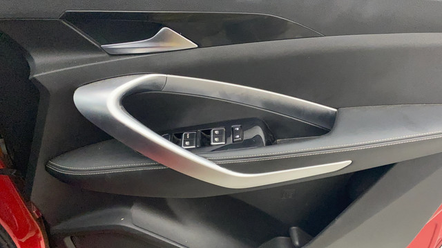 Second-hand 2020 MG Hector Hybrid Sharp MT BSIV for sale in Bangalore-17