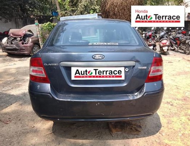 Second-hand 2012 Ford Fiesta 1.6 Duratec LXI for sale in Chennai-4