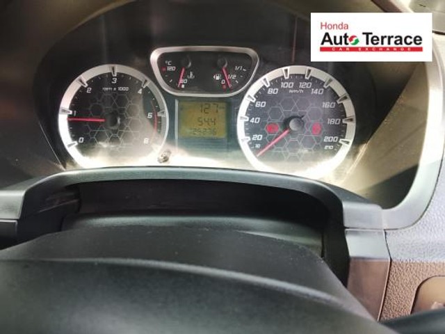 Second-hand 2012 Ford Fiesta 1.6 Duratec LXI for sale in Chennai-12