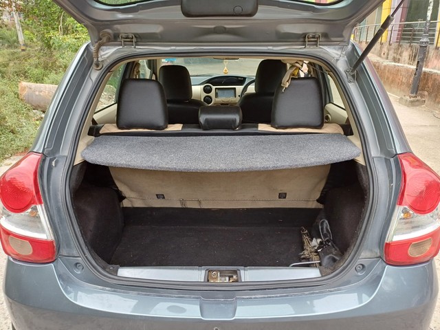 Second-hand 2019 Toyota Etios Liva 1.2 G for sale in Faridabad-10