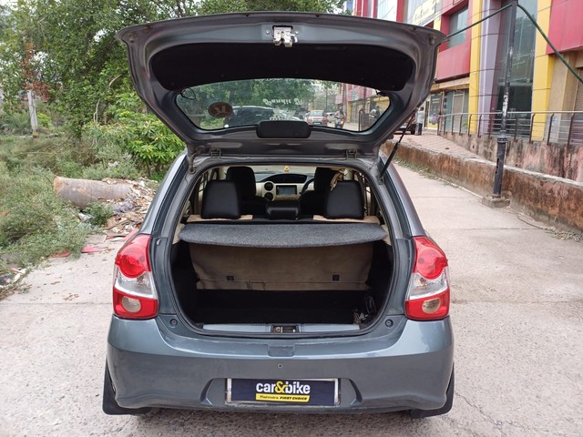 Second-hand 2019 Toyota Etios Liva 1.2 G for sale in Faridabad-9